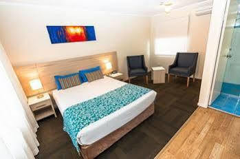 Bay Executive Motel Batemans Bay Exterior photo